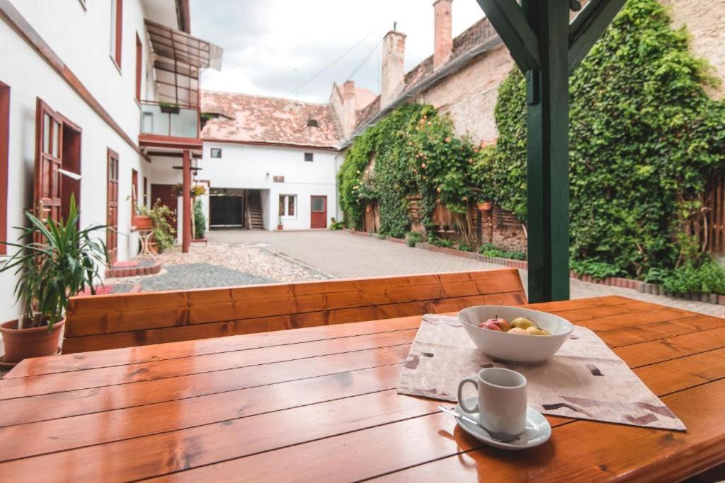 Guesthouse Casa Baciu シビウ エクステリア 写真